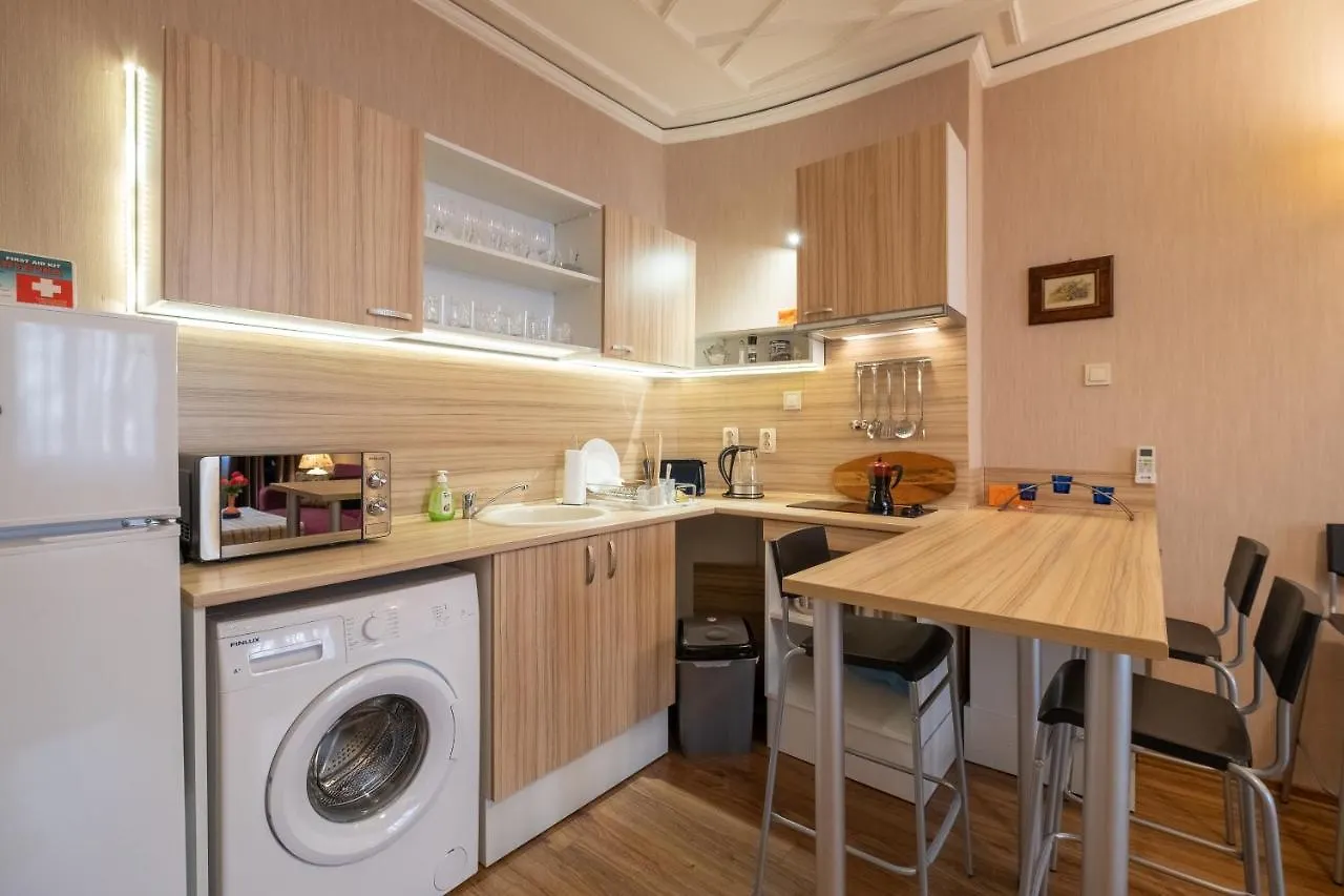 Feel Sofia - One Bedroom Apartment Next To Russian Square